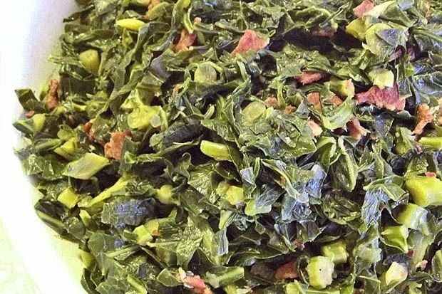 Tangy Collard Greens at This Mama Cooks! On a Diet - thismamacooks.com Tangy Collard Greens at This Mama Cooks! On a Diet - thismamacooks.com