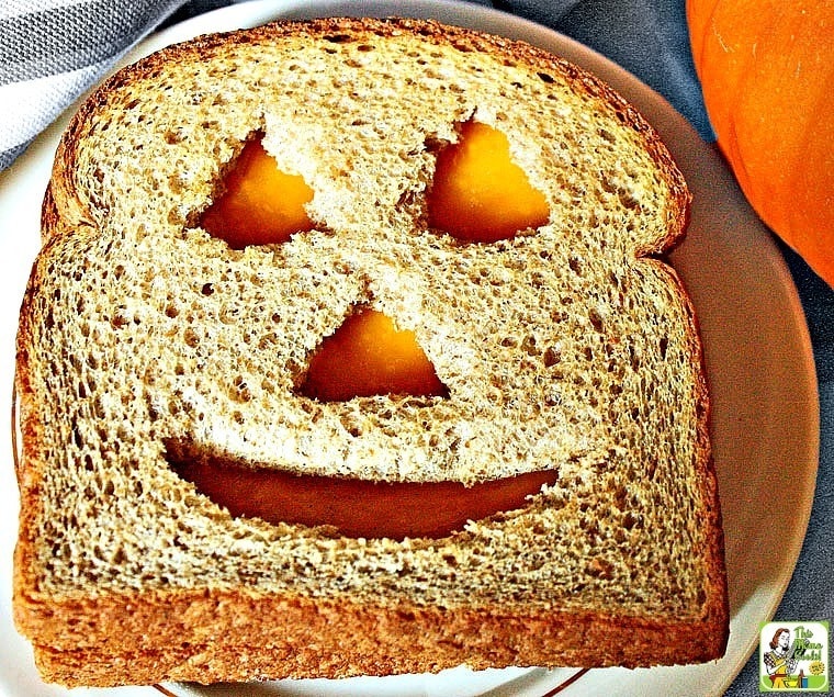 JackOLantern Cheese Sandwich for Halloween This Mama Cooks! On a Diet™