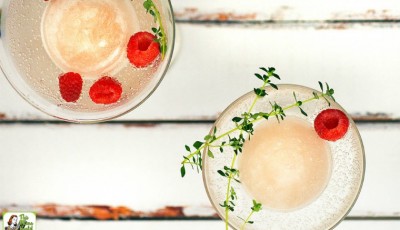 Looking for unique frozen wine drink recipes or blender cocktail recipes for your cookout party? Click to learn how to make Frozen Wine Cocktails. Get recipes for both a skinny wine cocktail and a slushy wine cocktail. These Arbor Mist Frozen wine cocktails will be a hit at your party.