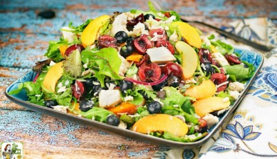 Easy Mixed Green Salad with Fruit & Chicken