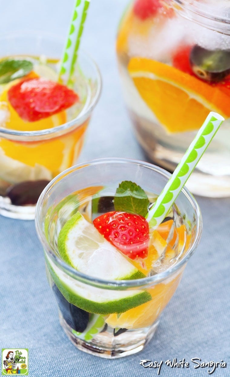 Easy White Sangria This Mama Cooks! On a Diet™