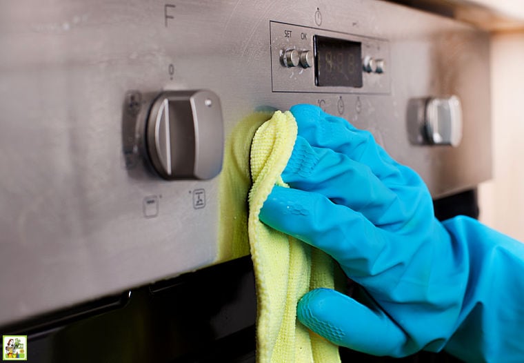 How to Clean Your Oven with Baking Soda LaptrinhX / News